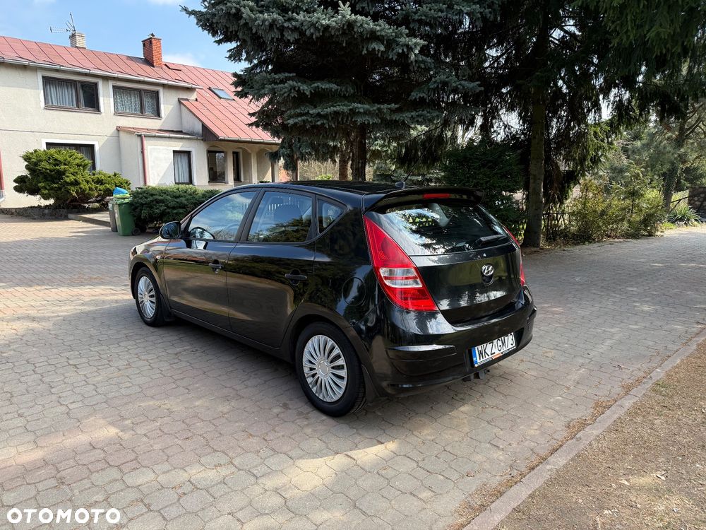 Hyundai i30 1.4 Comfort - 4