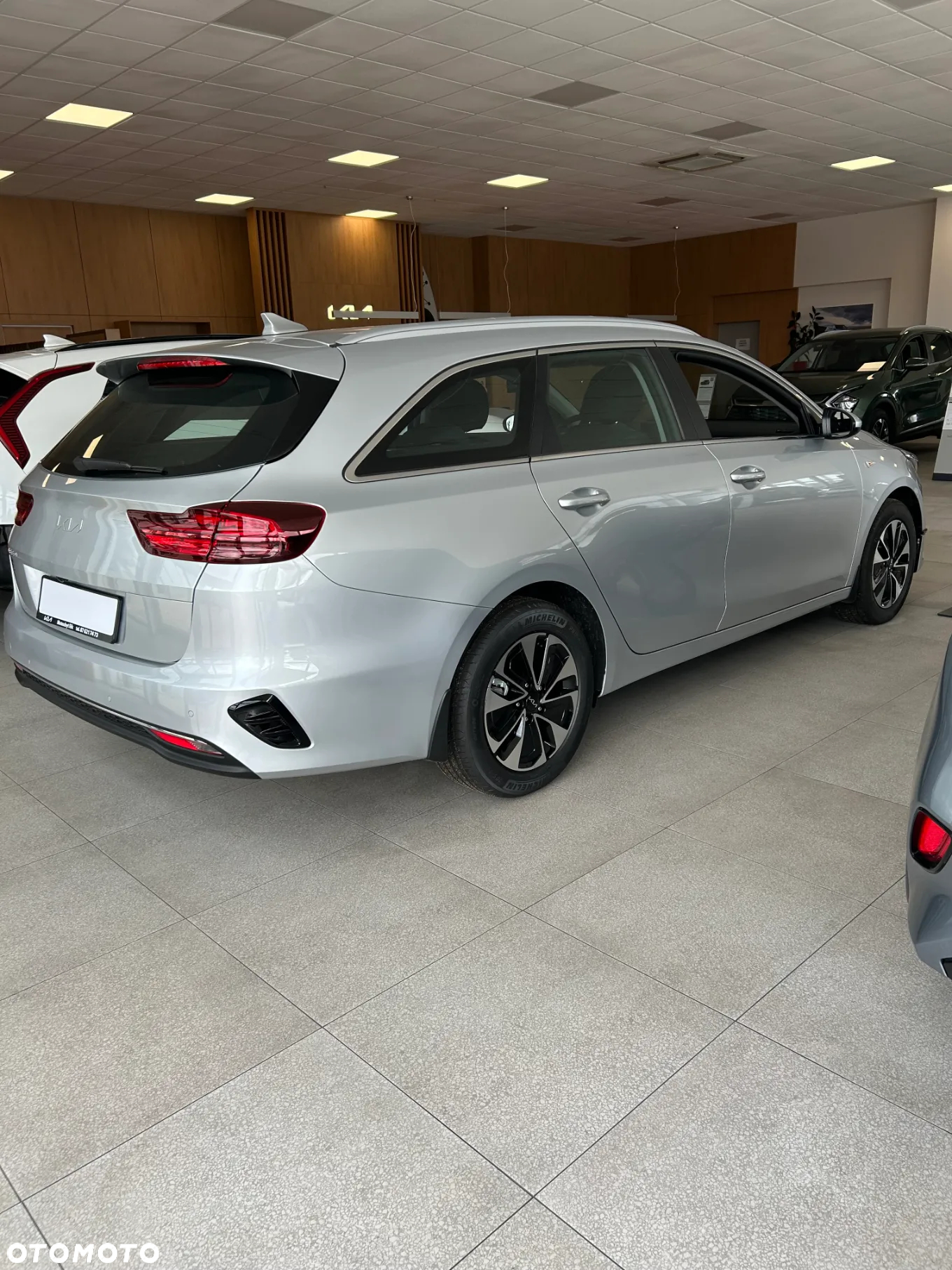 Kia Ceed 1.5 T-GDI M - 4
