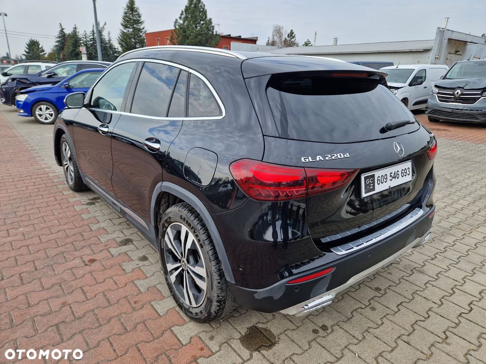Mercedes-Benz GLA 220 d 4-Matic Edition 1 - 9