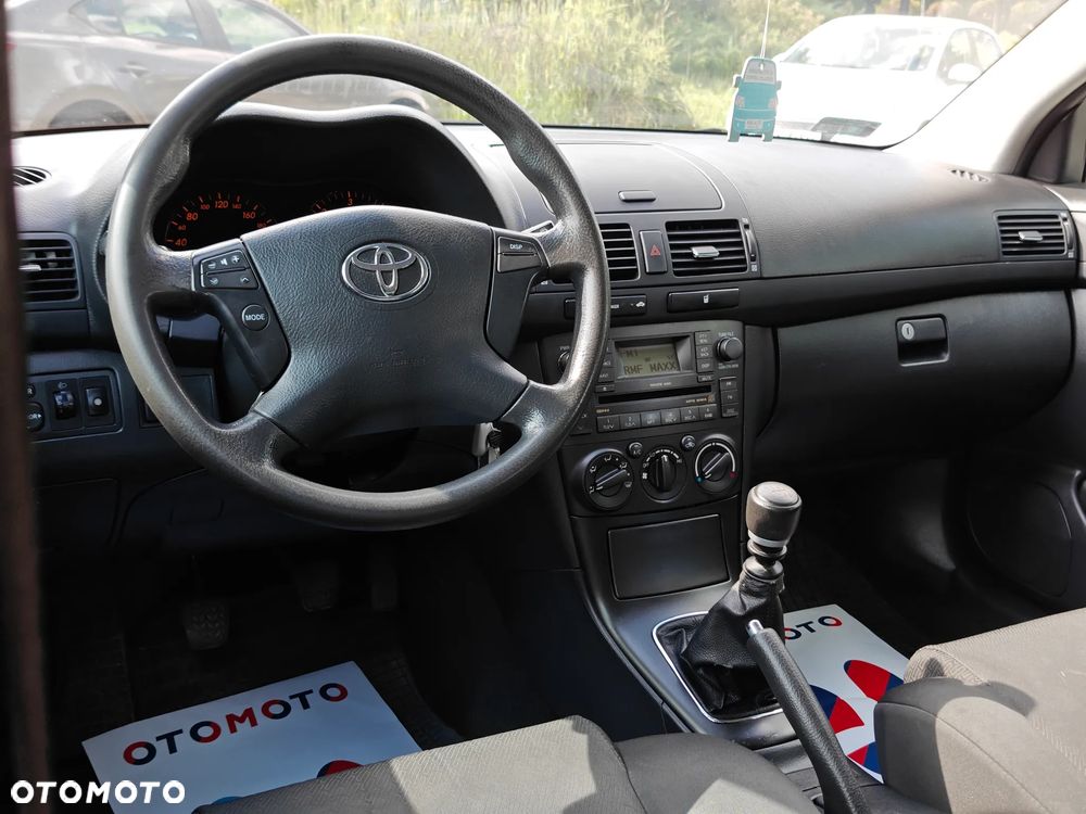 Toyota Avensis 2.0 D-4D Premium - 6
