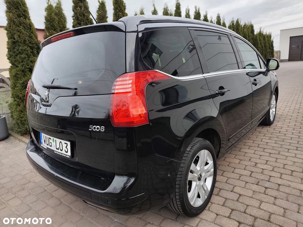 Peugeot 5008 - 6