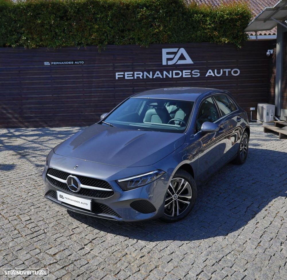 Mercedes-Benz A 250 e - 1