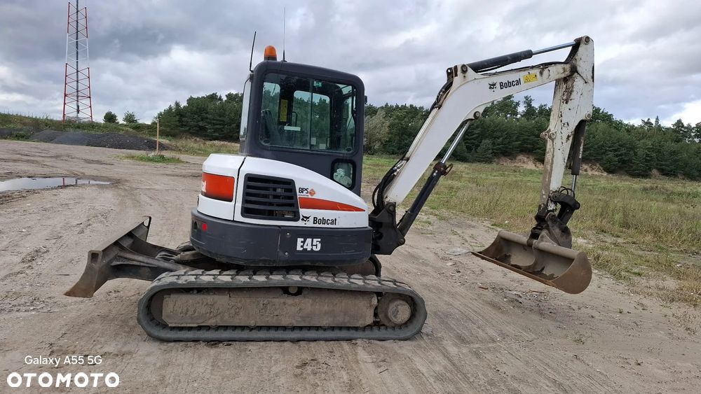Bobcat E45 - 1