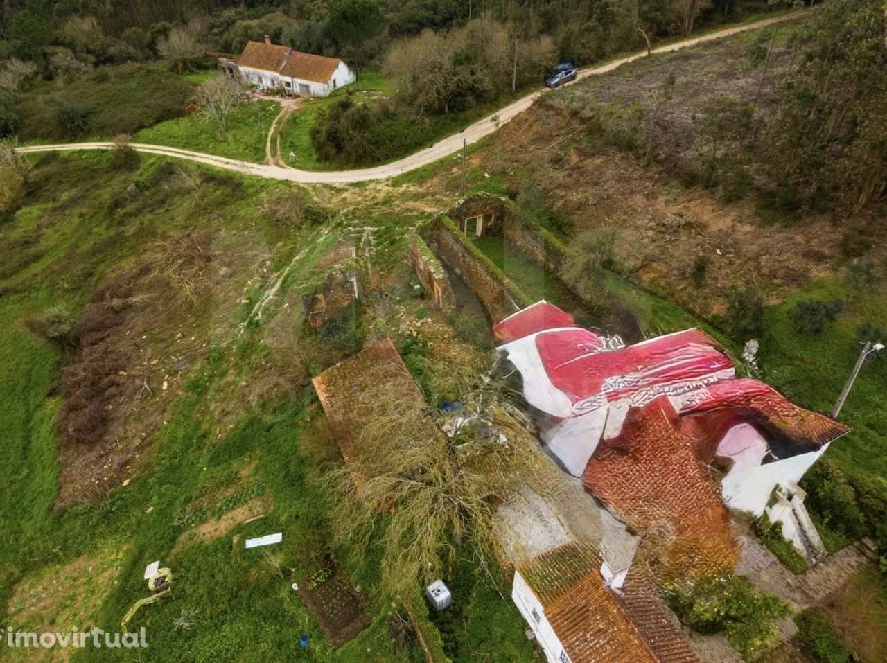 Ruína para remodelação total - Grande imagem: 3/5