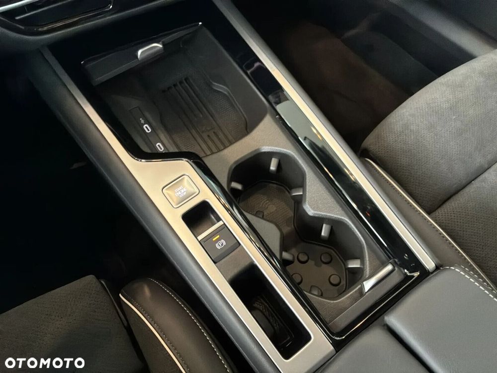Volkswagen Passat Variant - 25