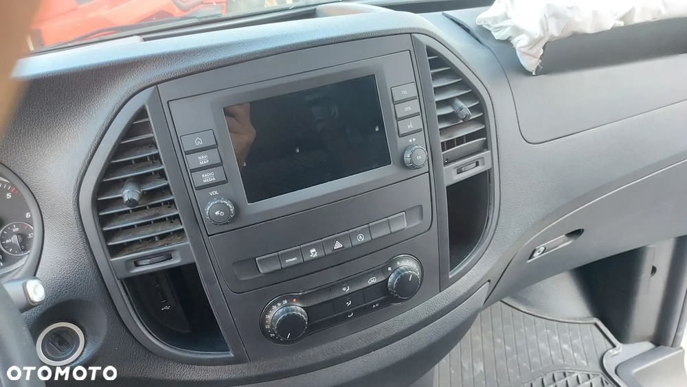 Mercedes-Benz Vito - 21
