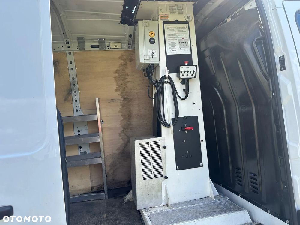 Renault MASTER PODNOŚNIK KOSZOWY - 17