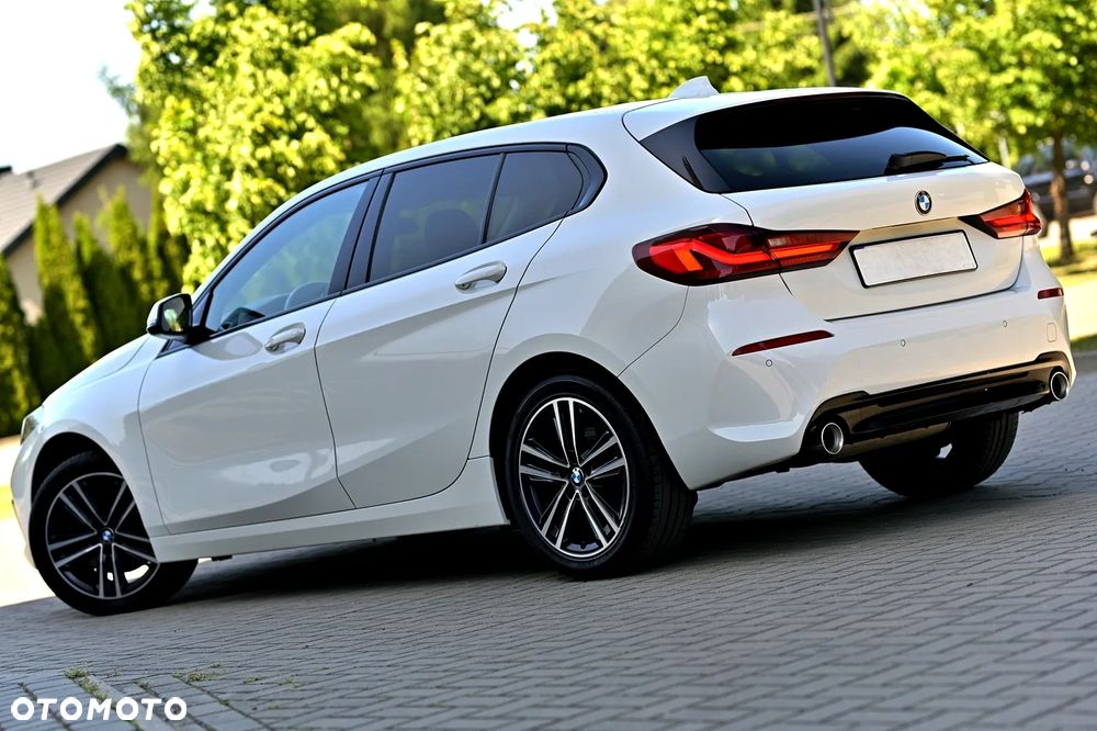 BMW Seria 1 118d Sport Line - 9