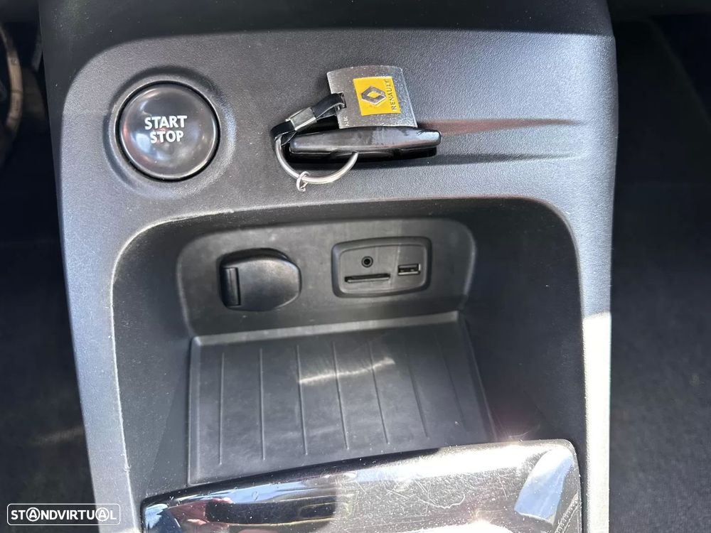 Renault Captur 1.5 dCi Sport EDC - 43
