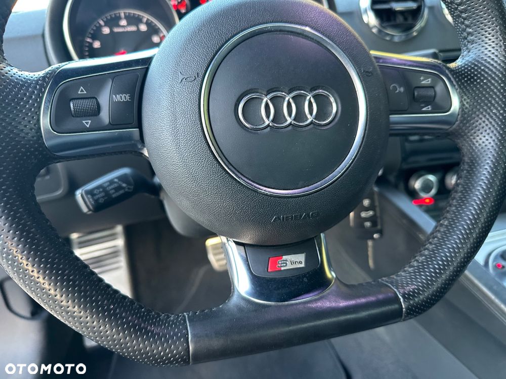 Audi TT Roadster 2.0 TFSI S tronic quattro - 13