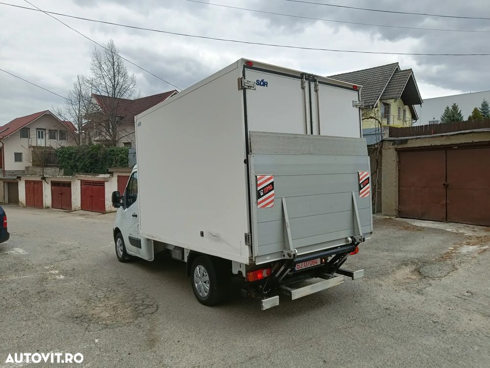Renault Master III - 4