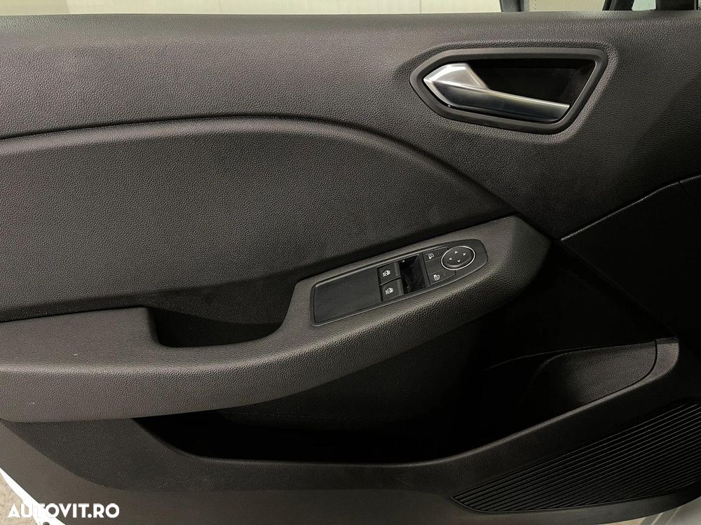 Renault Clio E-TECH 140 BUSINESS EDITION - 21