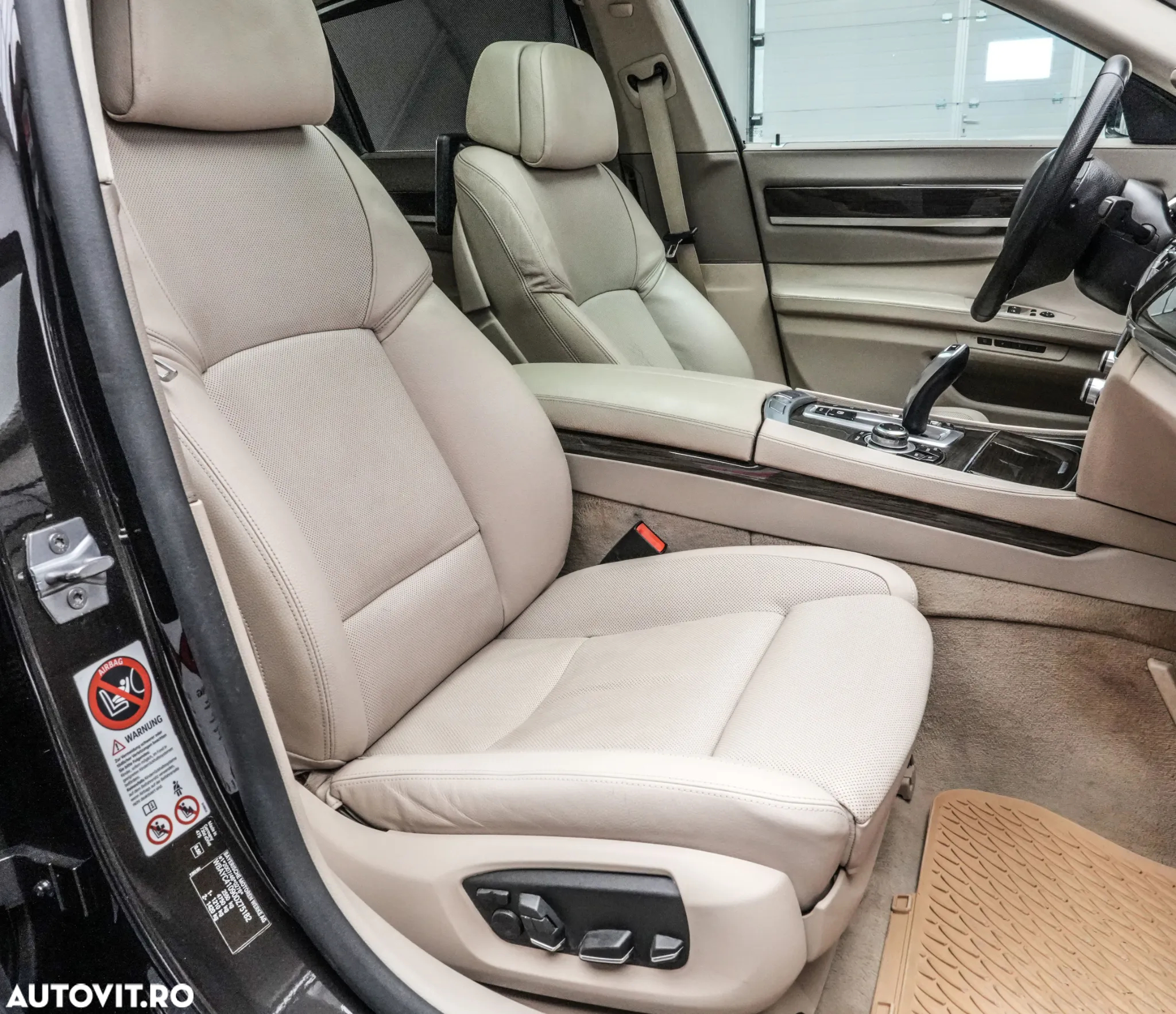 BMW Seria 7 730d xDrive - 17