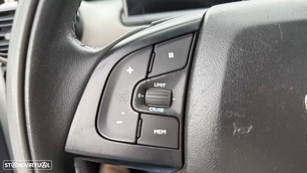 Citroën C4 Cactus 1.2 PureTech Feel — fotografia 17