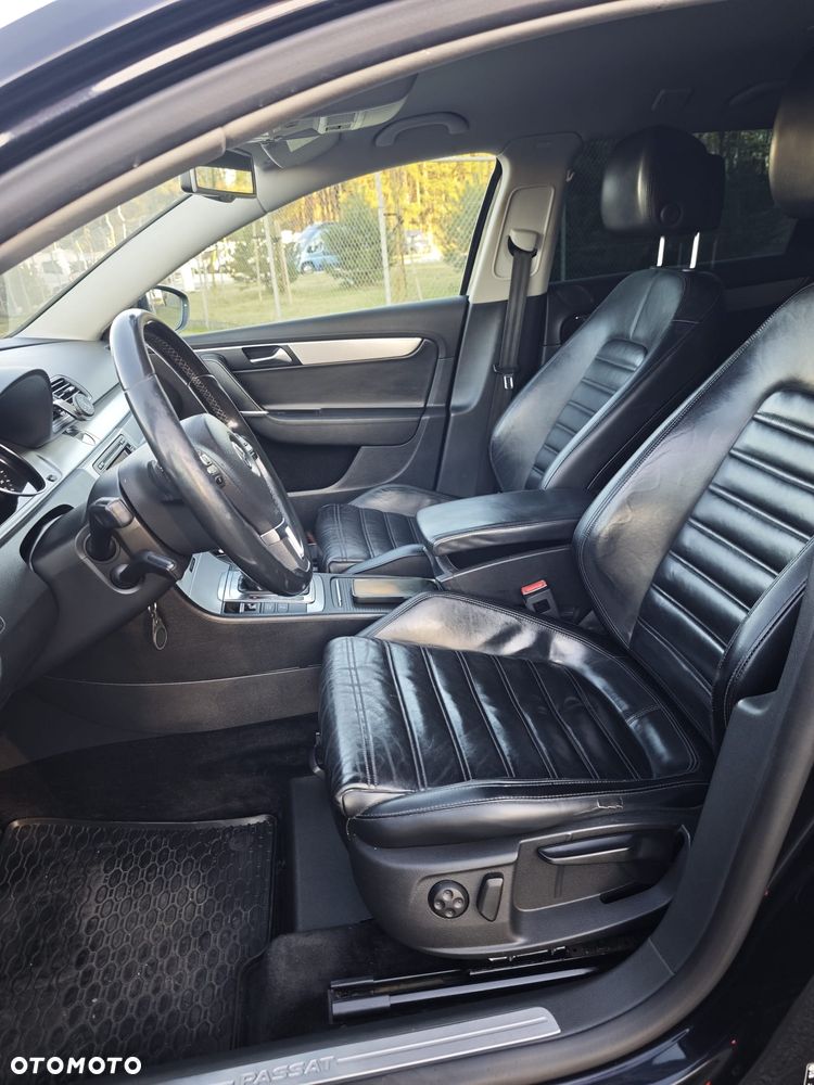 Volkswagen Passat 2.0 TDI DPF DSG Highline - 17