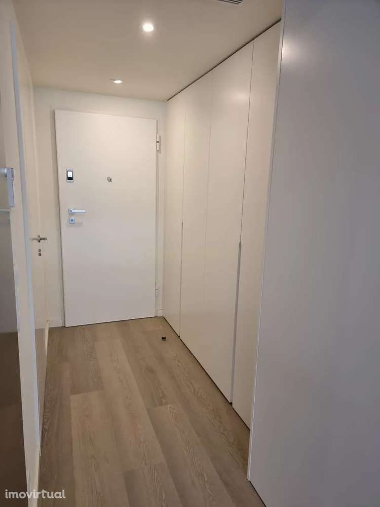 Arrendamento - Apartamento T0 - Magnólia Residenc3 - Gaia - Grande imagem: 3/23