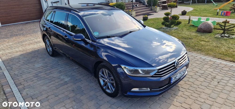 Volkswagen Passat - 2