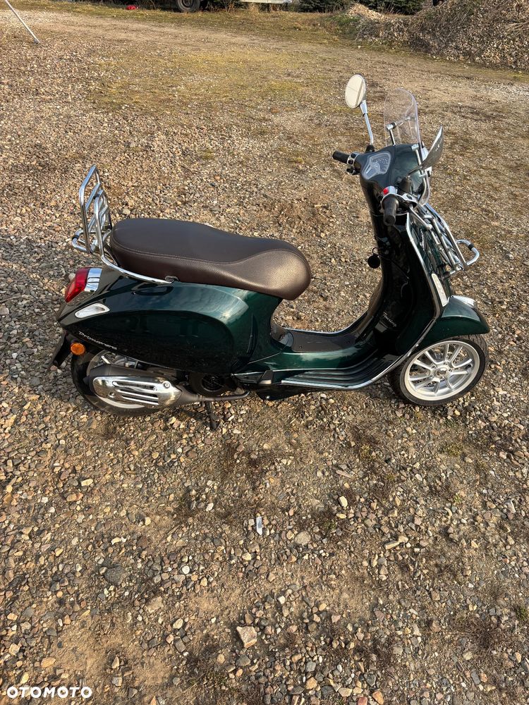 Vespa Primavera - 4