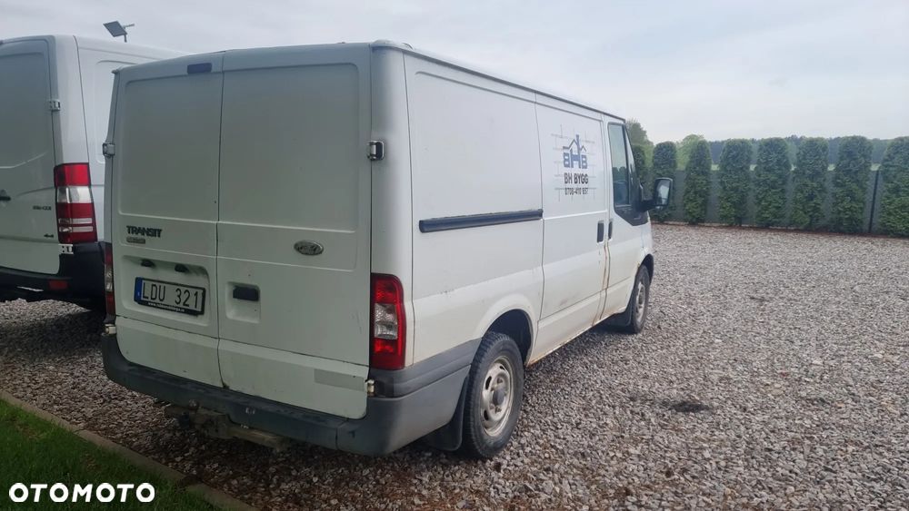 Ford Transit - 4