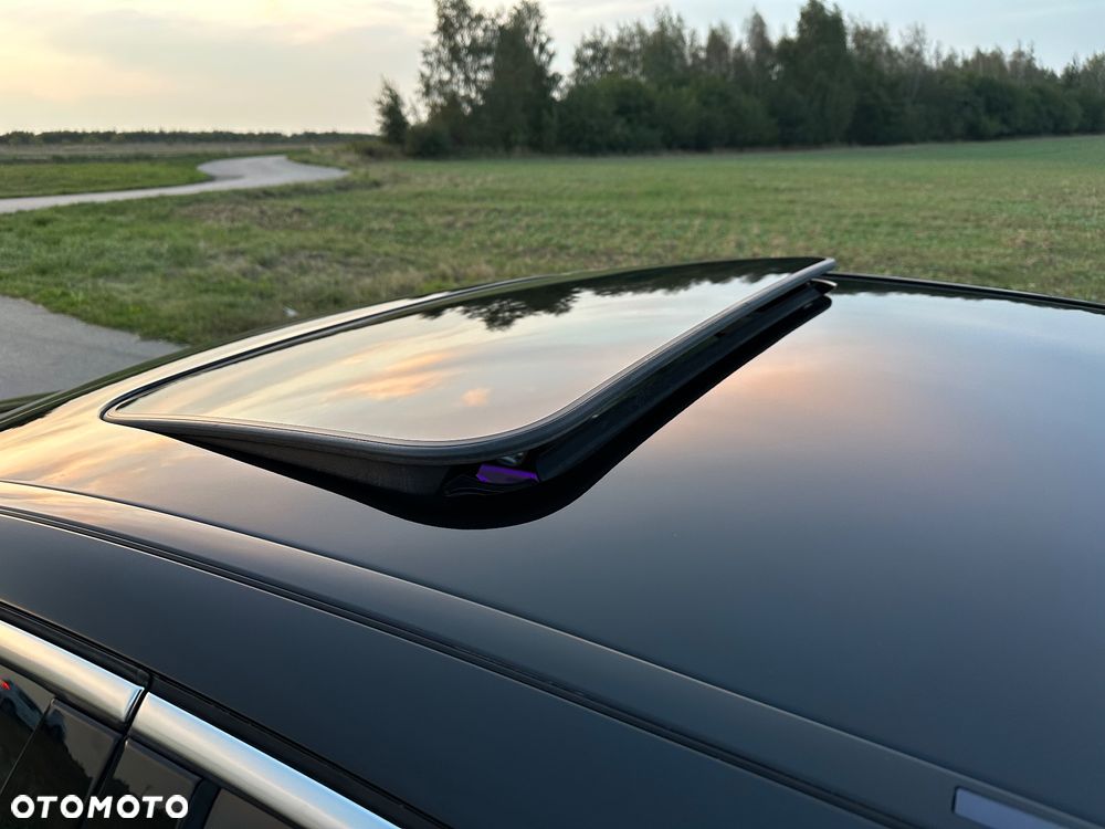 Mercedes-Benz Klasa C 300 T 9G-TRONIC AMG Line - 15