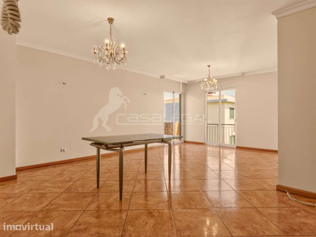 T3 Luminoso com Vista Mar em Zona Premium de São Martinho - Grande imagem: 2/27