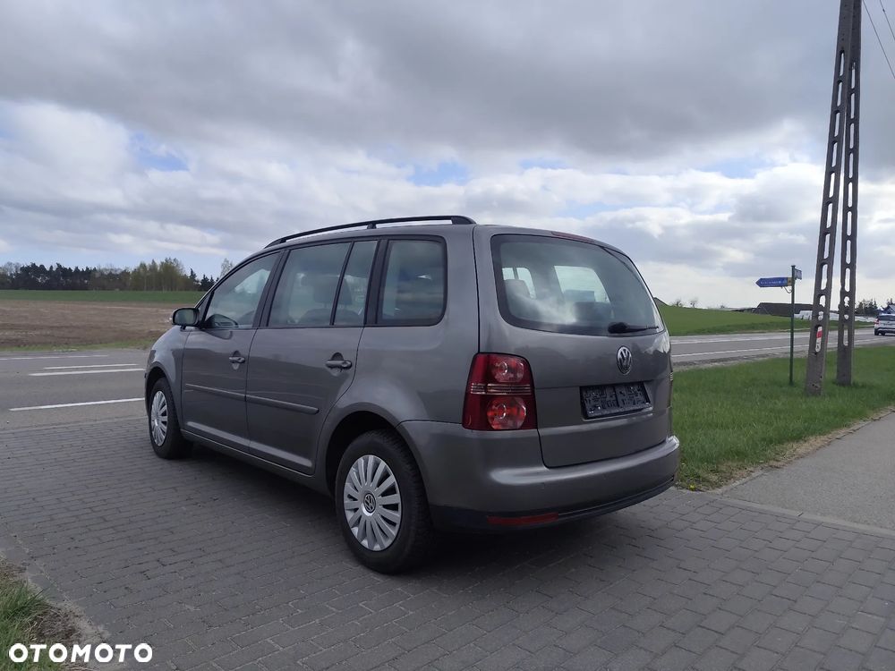 Volkswagen Touran 1.9 TDI Highline - 36