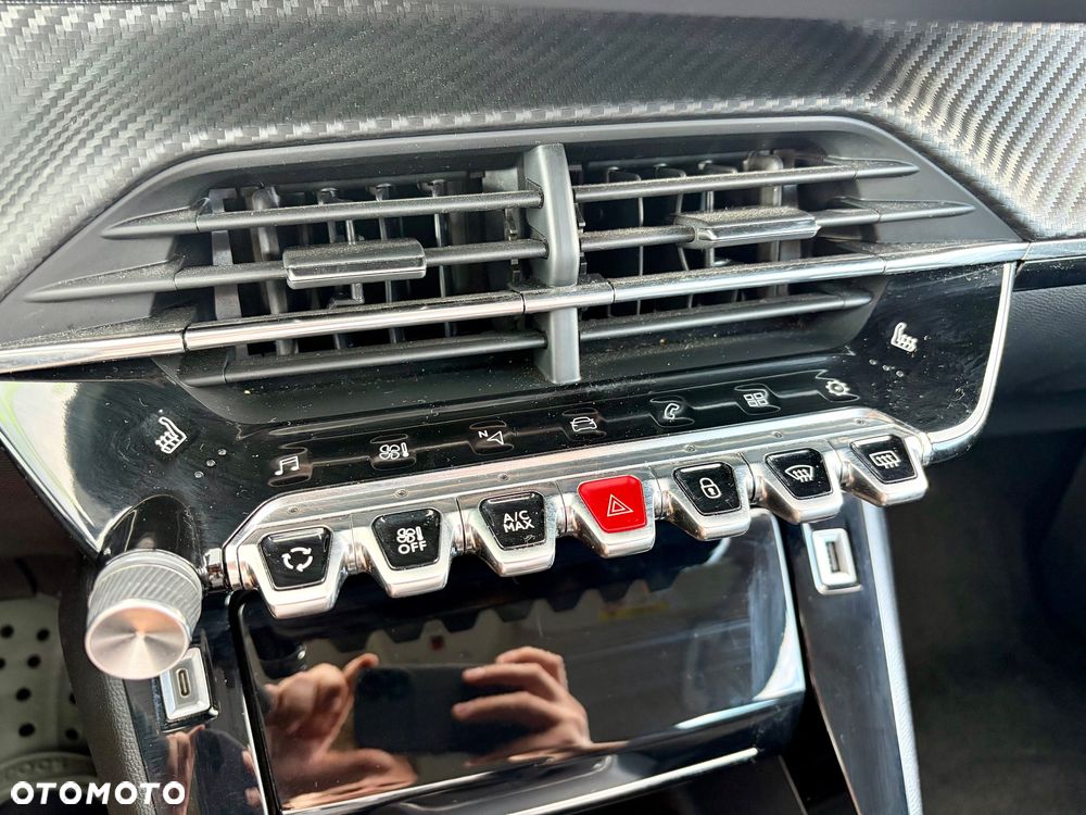 Peugeot 2008 PureTech 100 Stop&Start Allure - 23
