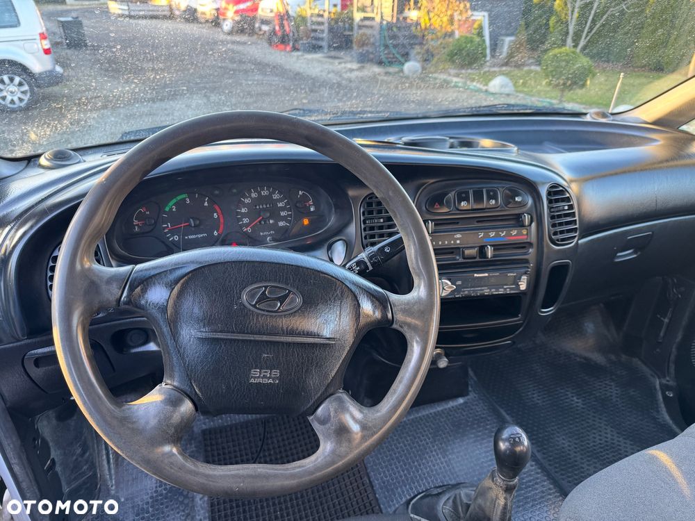 Hyundai H1 Camionette - 9