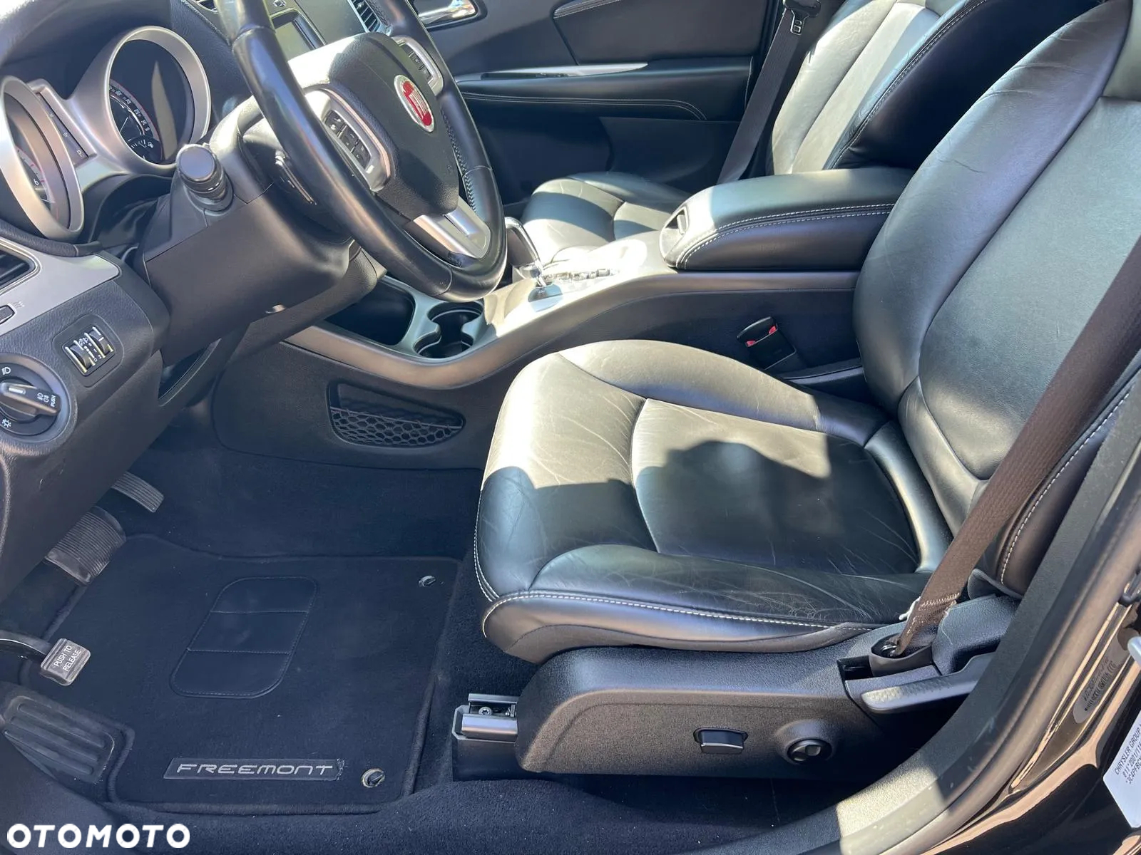 Fiat Freemont 2.0 Multijet Black Code AWD - 27