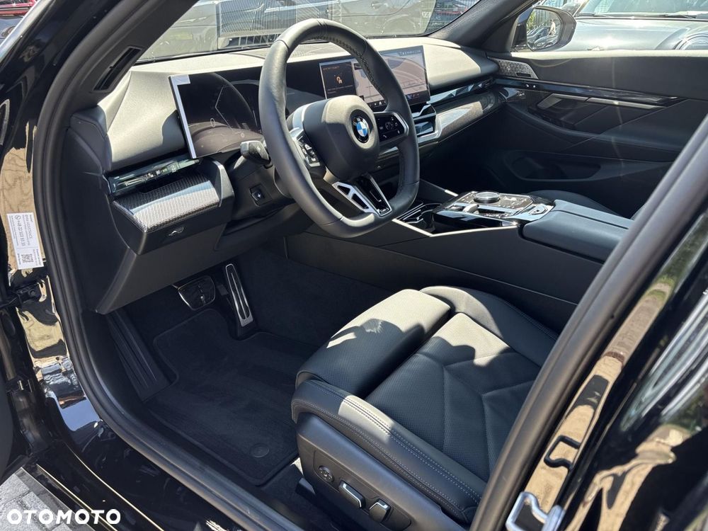 BMW 5 Series 2026 photo 2