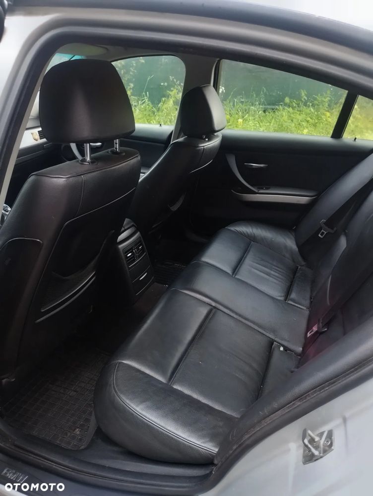 BMW Seria 3 320d - 9