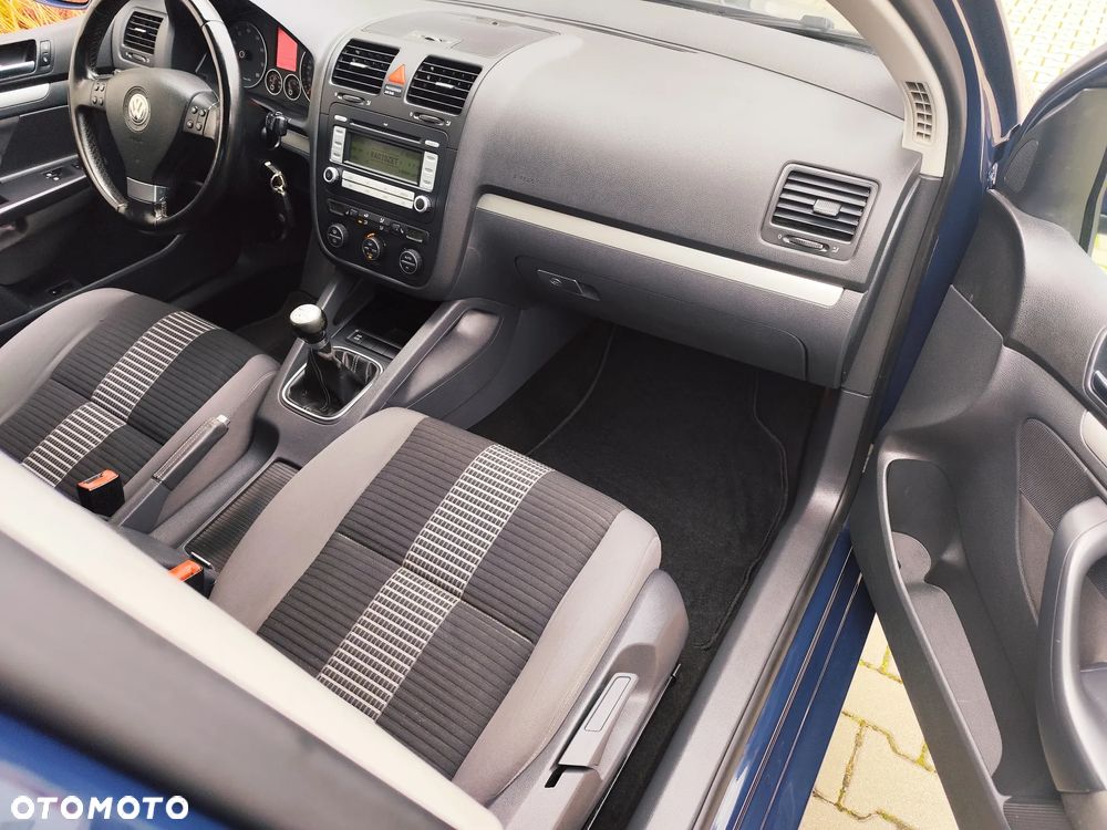 Volkswagen Golf - 12