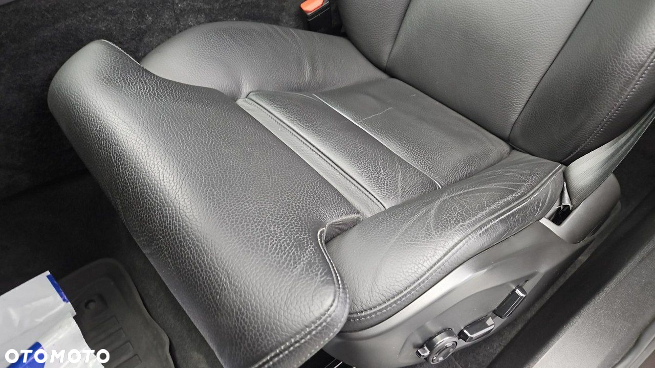 Volvo XC 60 - 12