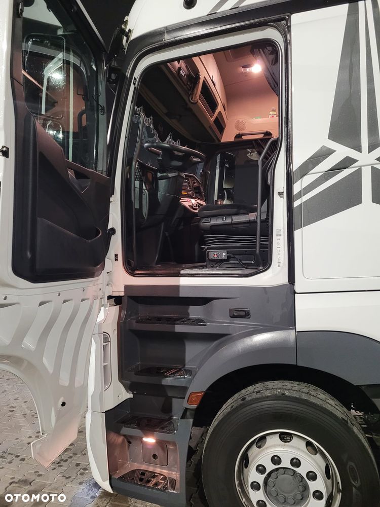 Mercedes-Benz Actros 1851 - 6