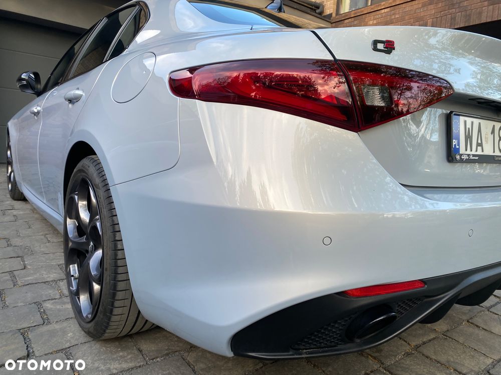 Alfa Romeo Giulia - 26
