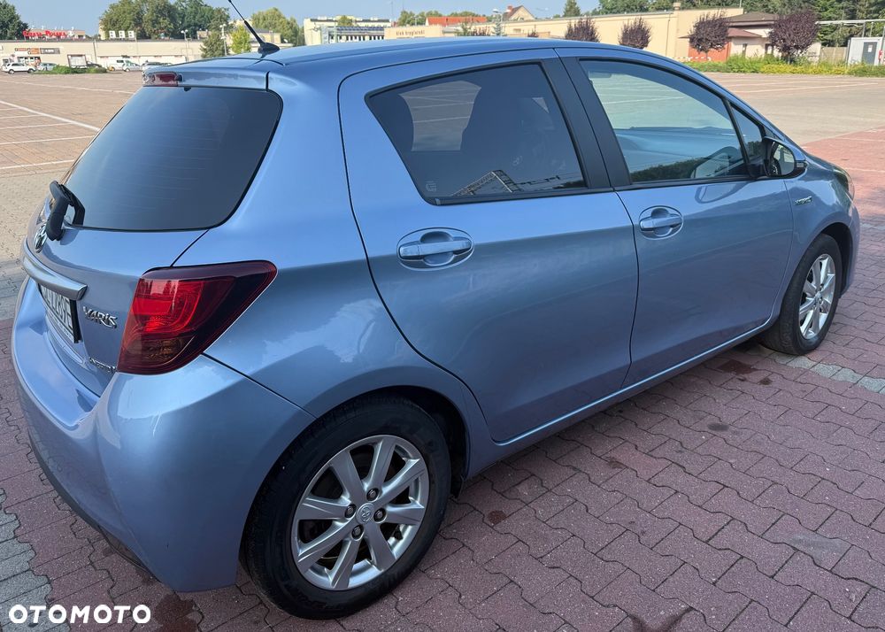 Toyota Yaris - 3