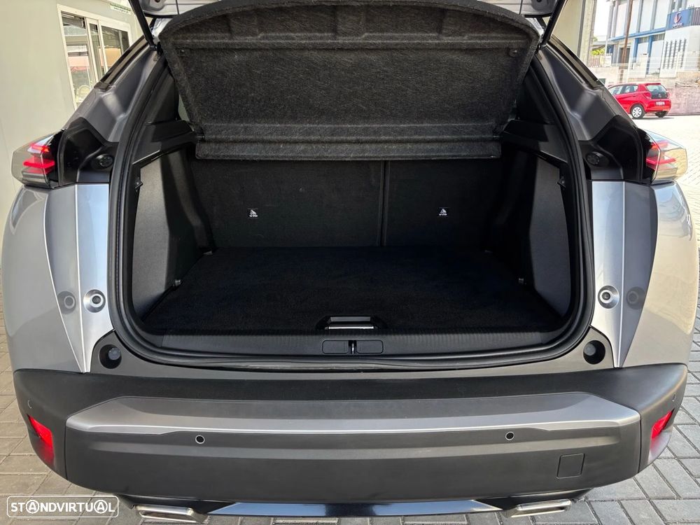 Peugeot 2008 1.2 PureTech GT EAT8 - 20