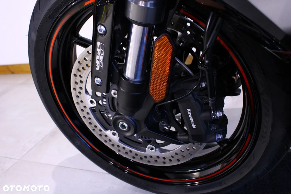 Kawasaki Ninja 1000 SX - 31