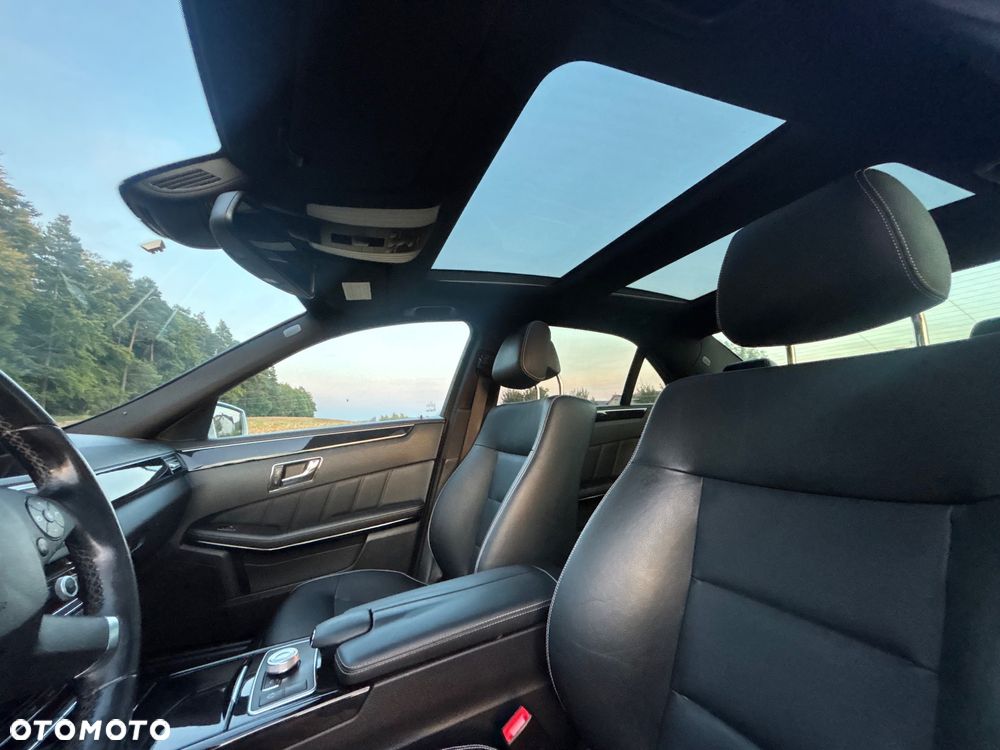 Mercedes-Benz Klasa E 350 T CDI DPF 4Matic BlueEFFICIENCY 7G-TRONIC Avantgarde - 21