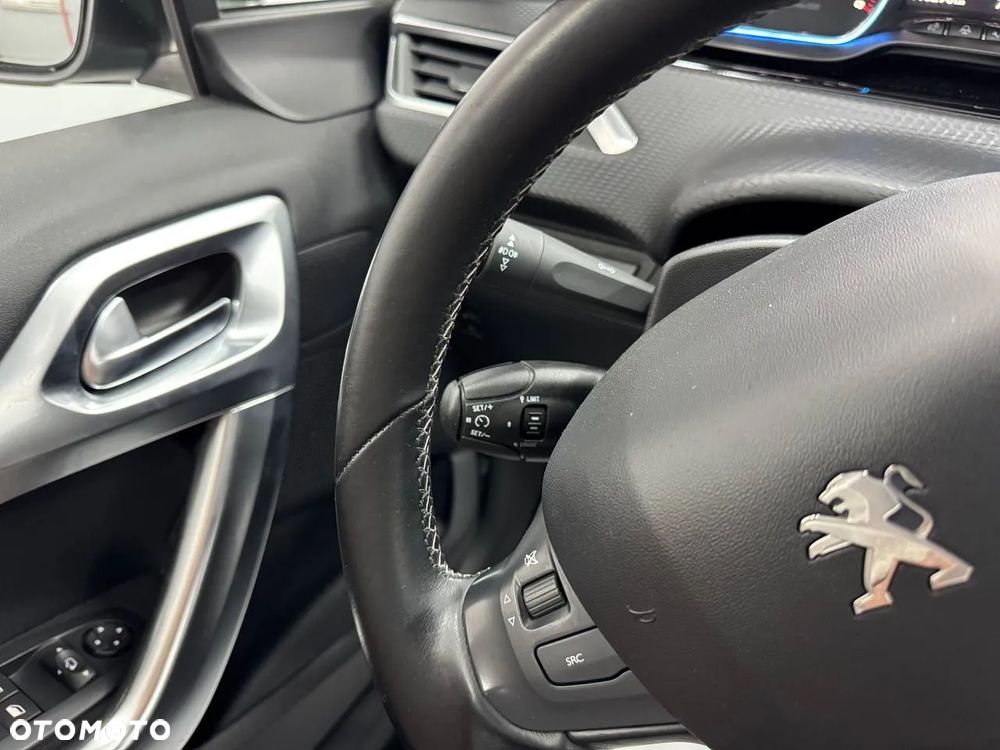 Peugeot 2008 BlueHDi FAP 120 STOP & START EAT6 Allure - 16