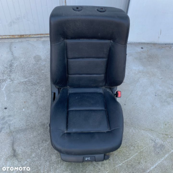 mercedes e 212 fotel fotele poduszka air bag zagłówek plecy PRAWY - 1
