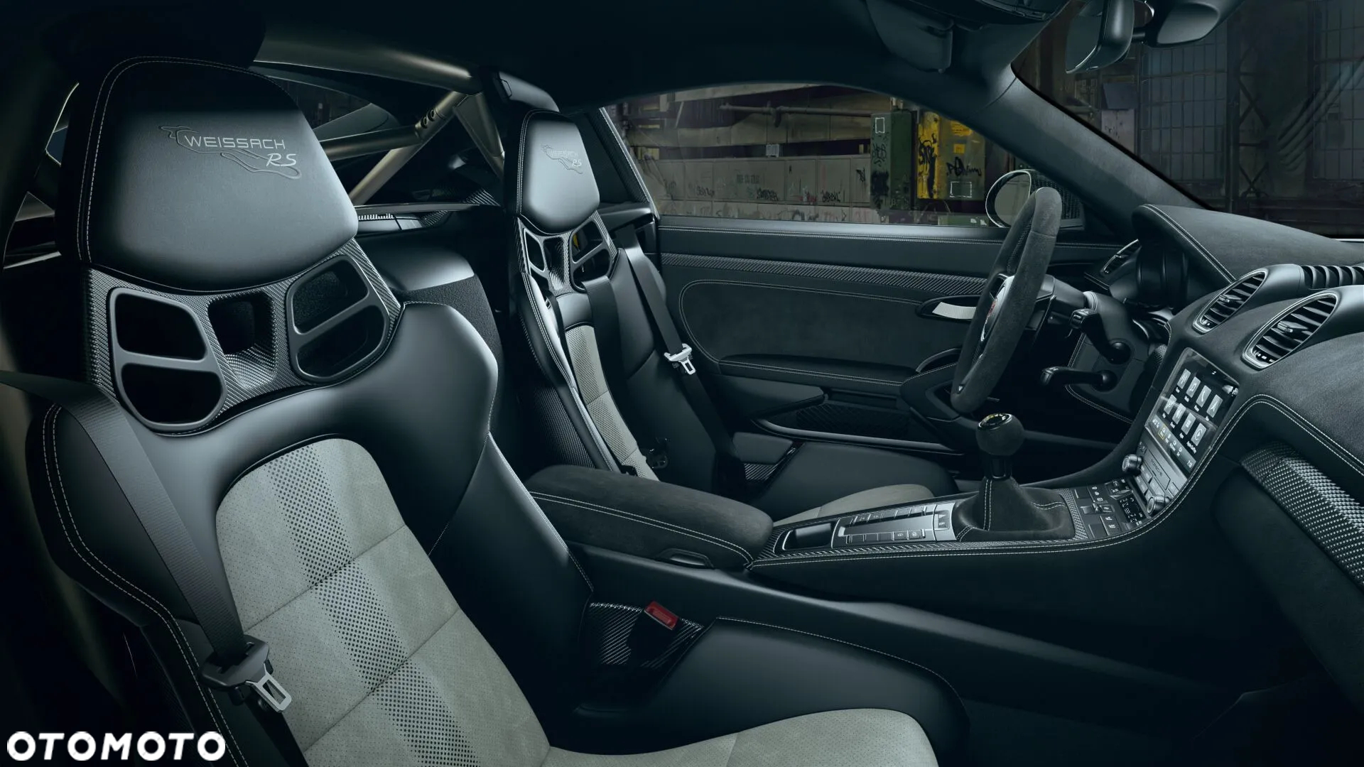 Porsche 718 Cayman GPF GT4 RS PDK - 6