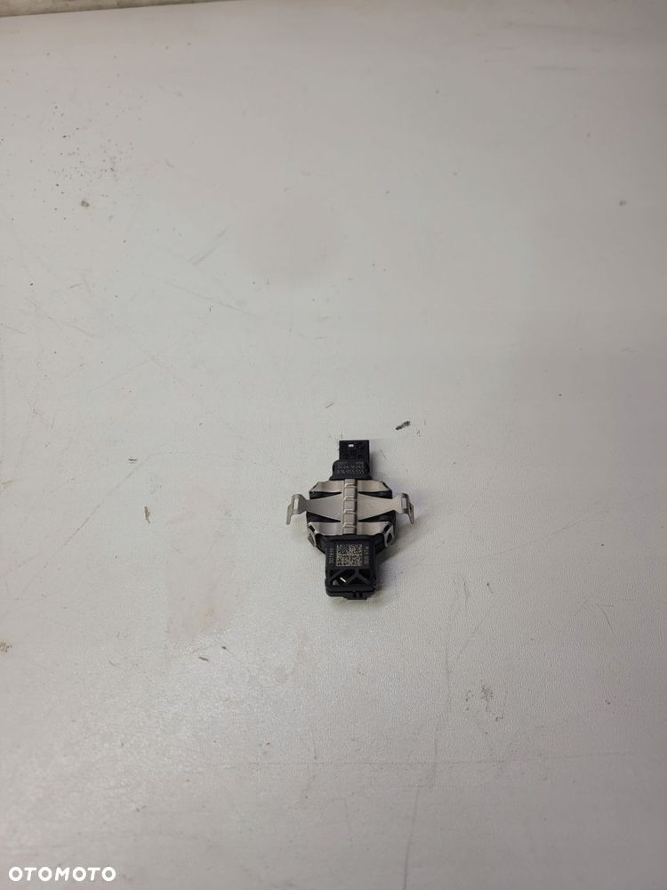 CZUJNIK SENSOR DESZCZU AUDI A4 B9 A5 81A955555 - 1
