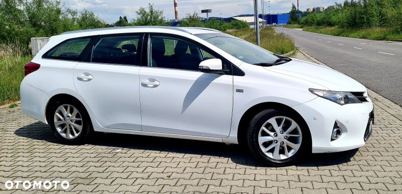 Toyota Auris 2.0 D-4D Comfort - 3
