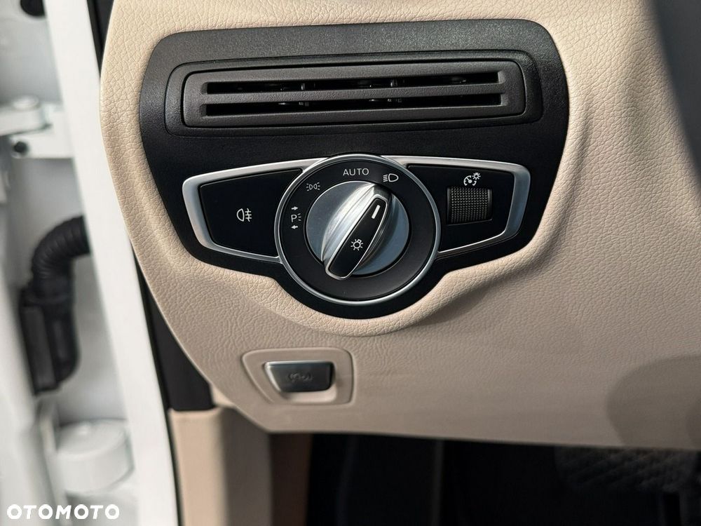 Mercedes-Benz GLC - 25