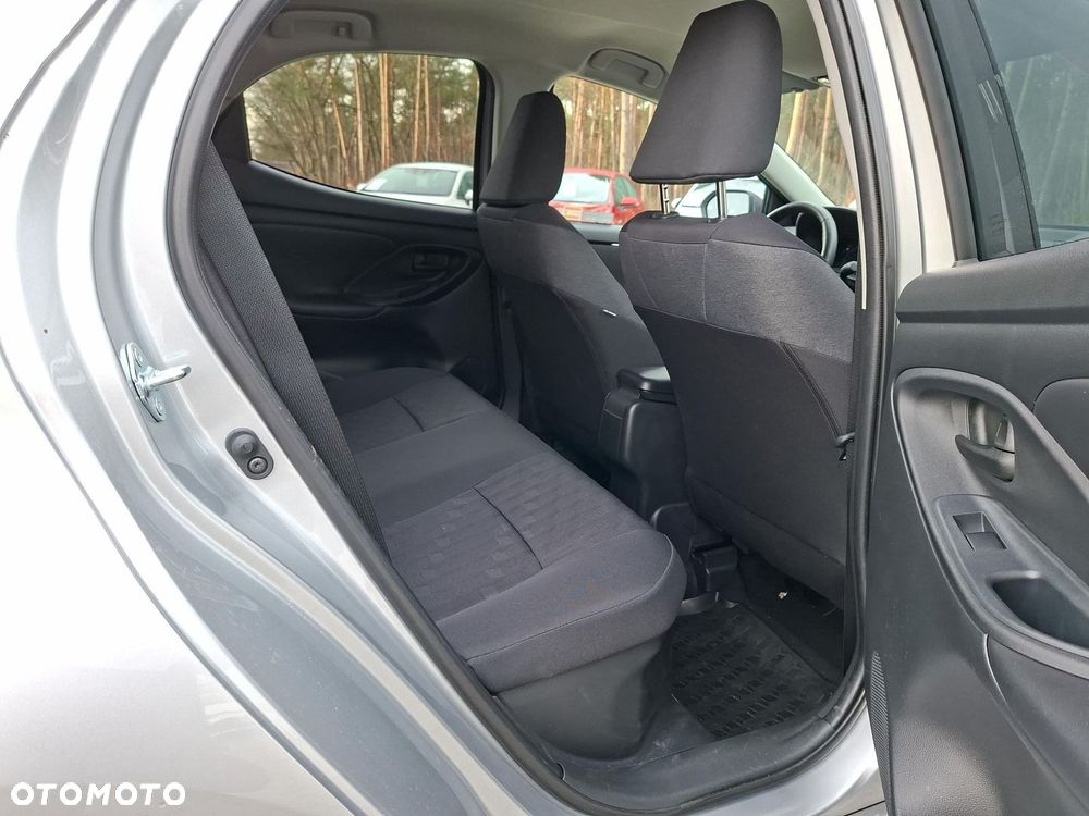 Toyota Yaris Hybrid 1.5 Style - 16