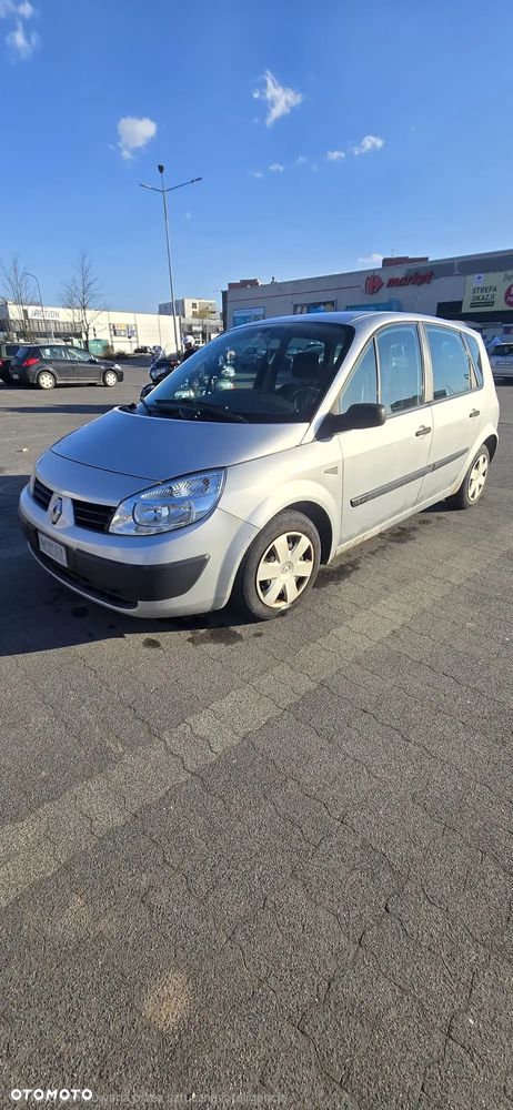 Renault Scenic - 1