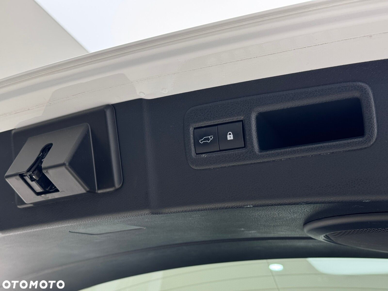 Lexus NX - 18