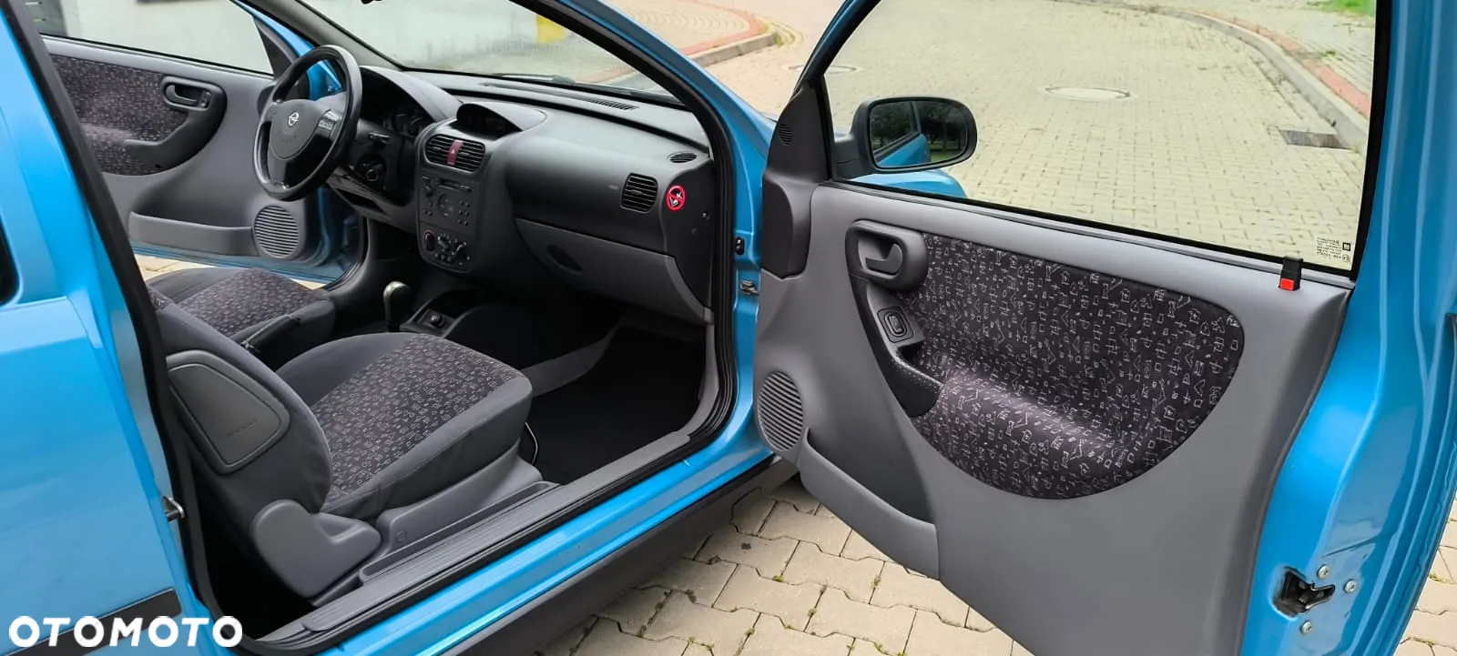 Opel Corsa 1.2 16V Elegance Easytronic - 32