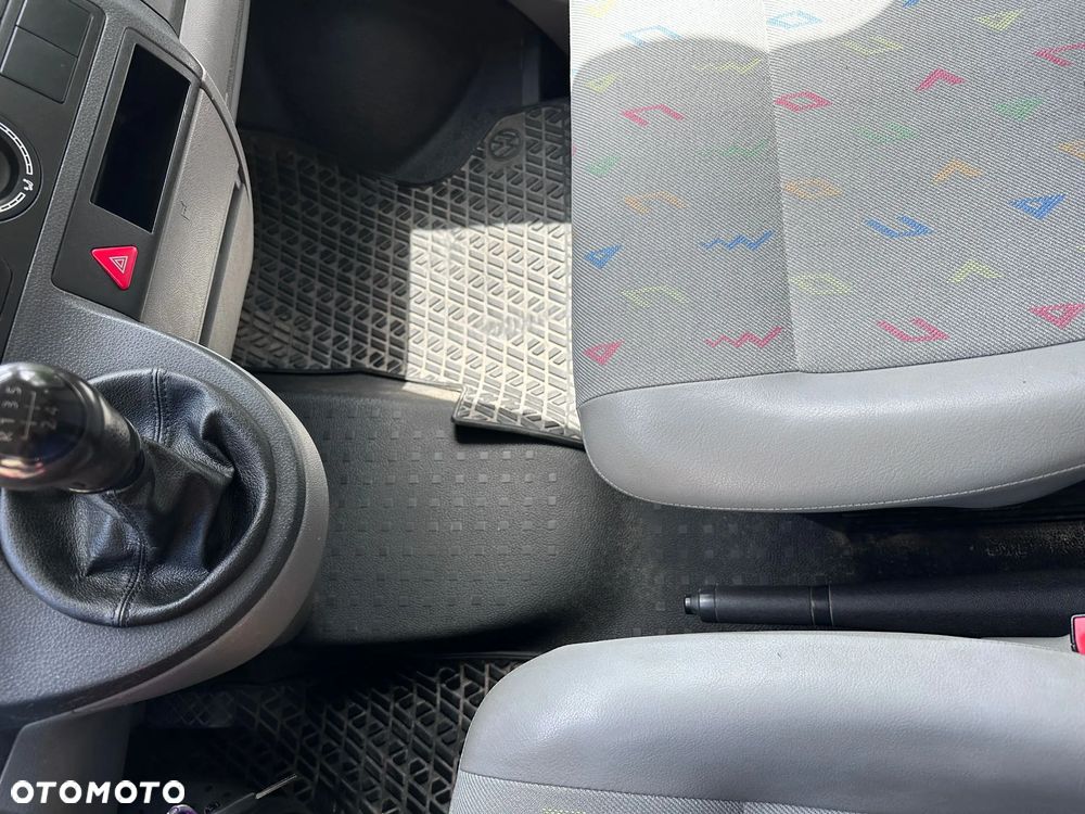 Volkswagen Transporter Multivan Comfortline - 24